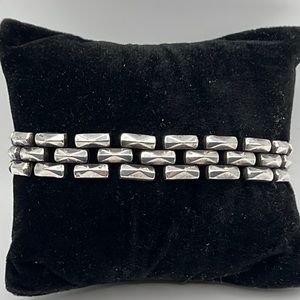 UNISEX MILOR ITALY STERLING SILVER LINK BRACELET PUSH CLASP WITH GUARD 8.5” LONG